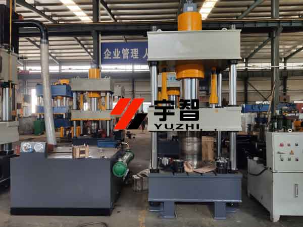 200噸三梁四柱液壓機圖片