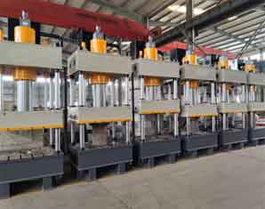 200噸三梁四柱液壓機(jī)