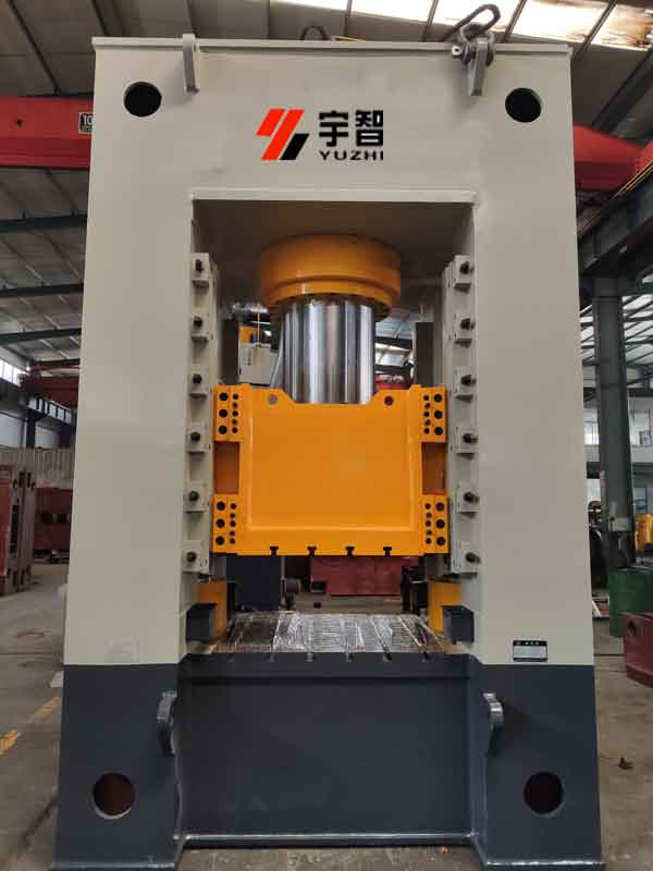 800噸框架式液壓機實物圖