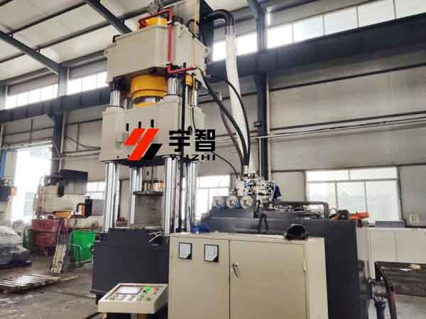 精密伺服液壓機(jī)車間實(shí)物圖