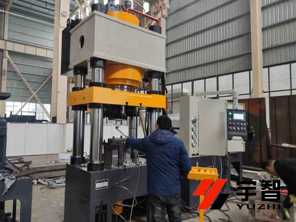 汽車零部件擠壓成形液壓機