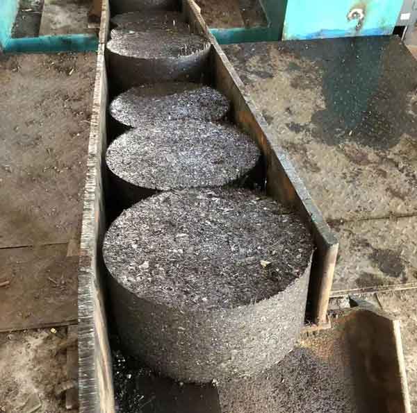 鐵屑壓塊機壓制樣件