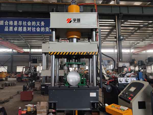 帶下頂缸結構拉伸液壓機