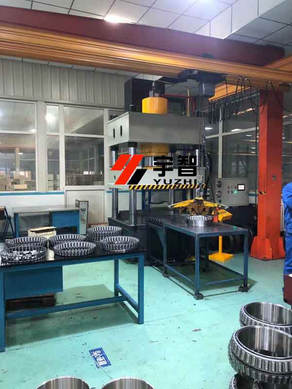 汽車配件成形液壓機調試方法？