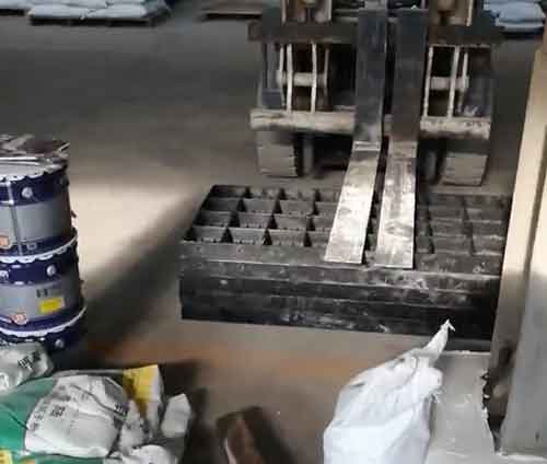 模壓成型的塑料模板