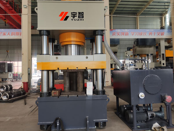 630噸三梁四柱液壓機