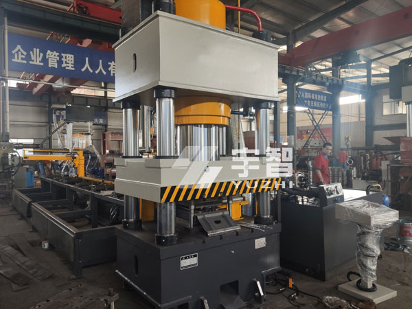 W鋼帶護板沖壓液壓機及生產線