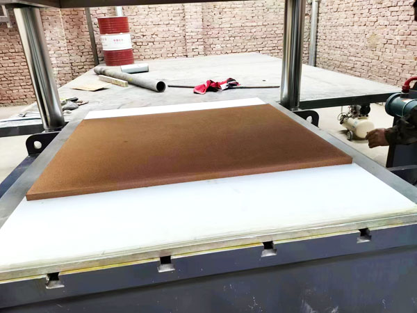 模壓成型的蛭石板產(chǎn)品